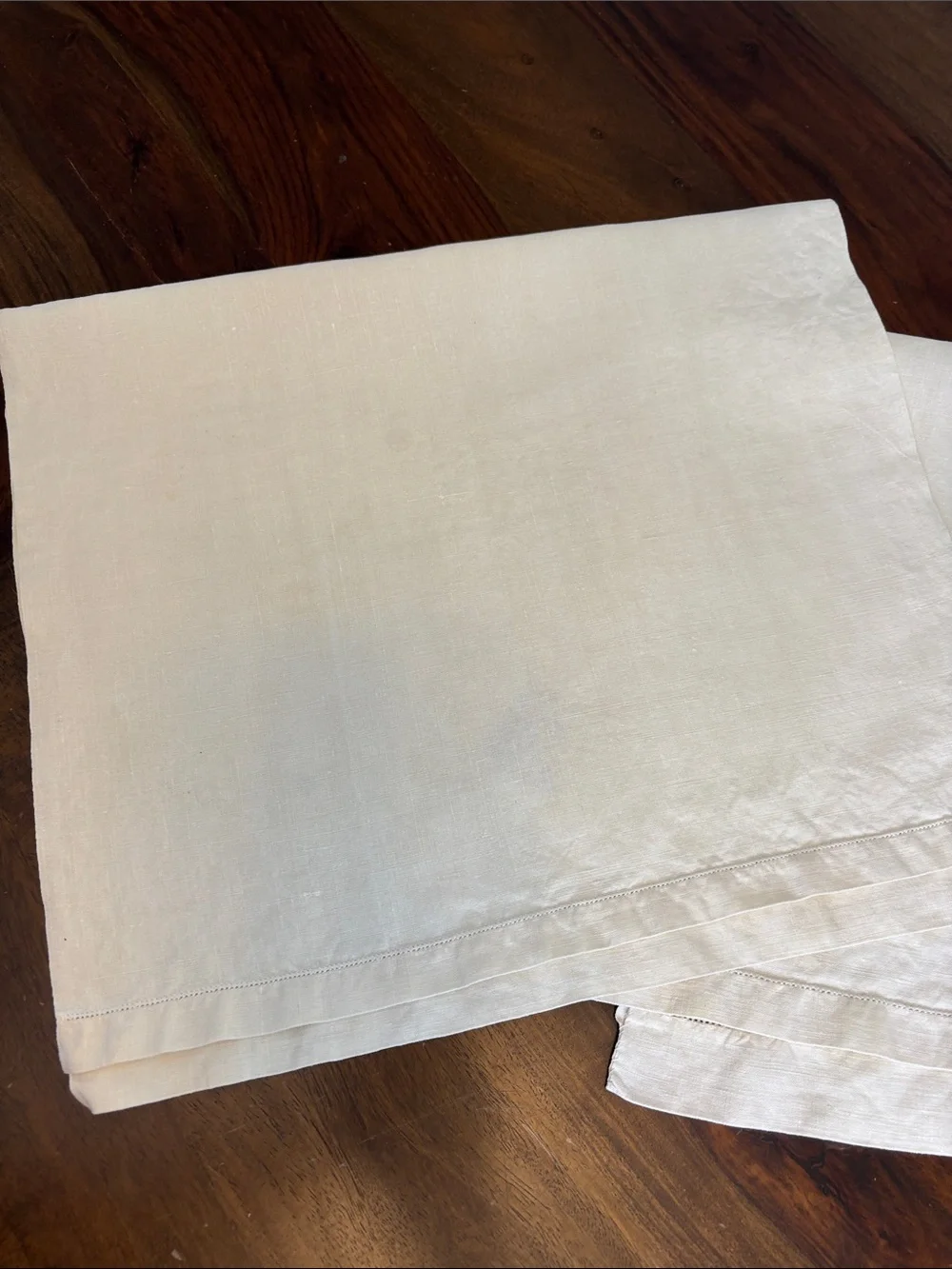 Two (2) Vintage Embroidered White Linen Napkins- Oh la1